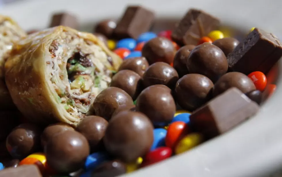 Try Out These Recipes For Leftover Halloween Candy!
