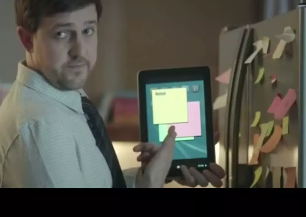 Paper Vs. Tablet &#8212; And Paper Wins In Epic Fashion! [VIDEO]