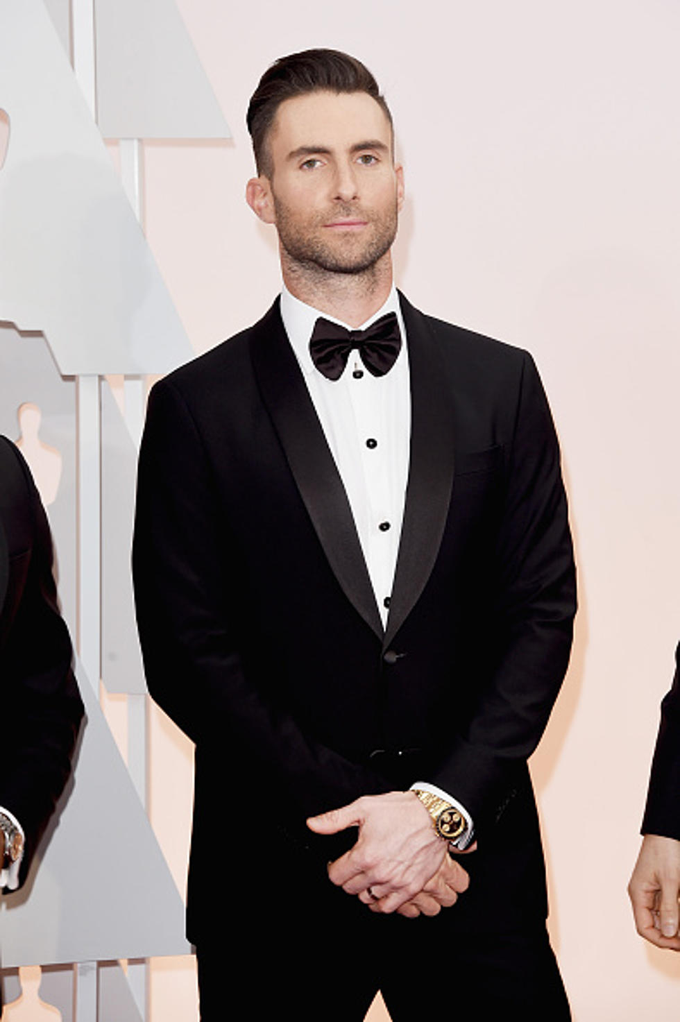 Adam Levine Stepping Out of the Shower?  Don&#8217;t Mind If I Do&#8230;. [VIDEO]