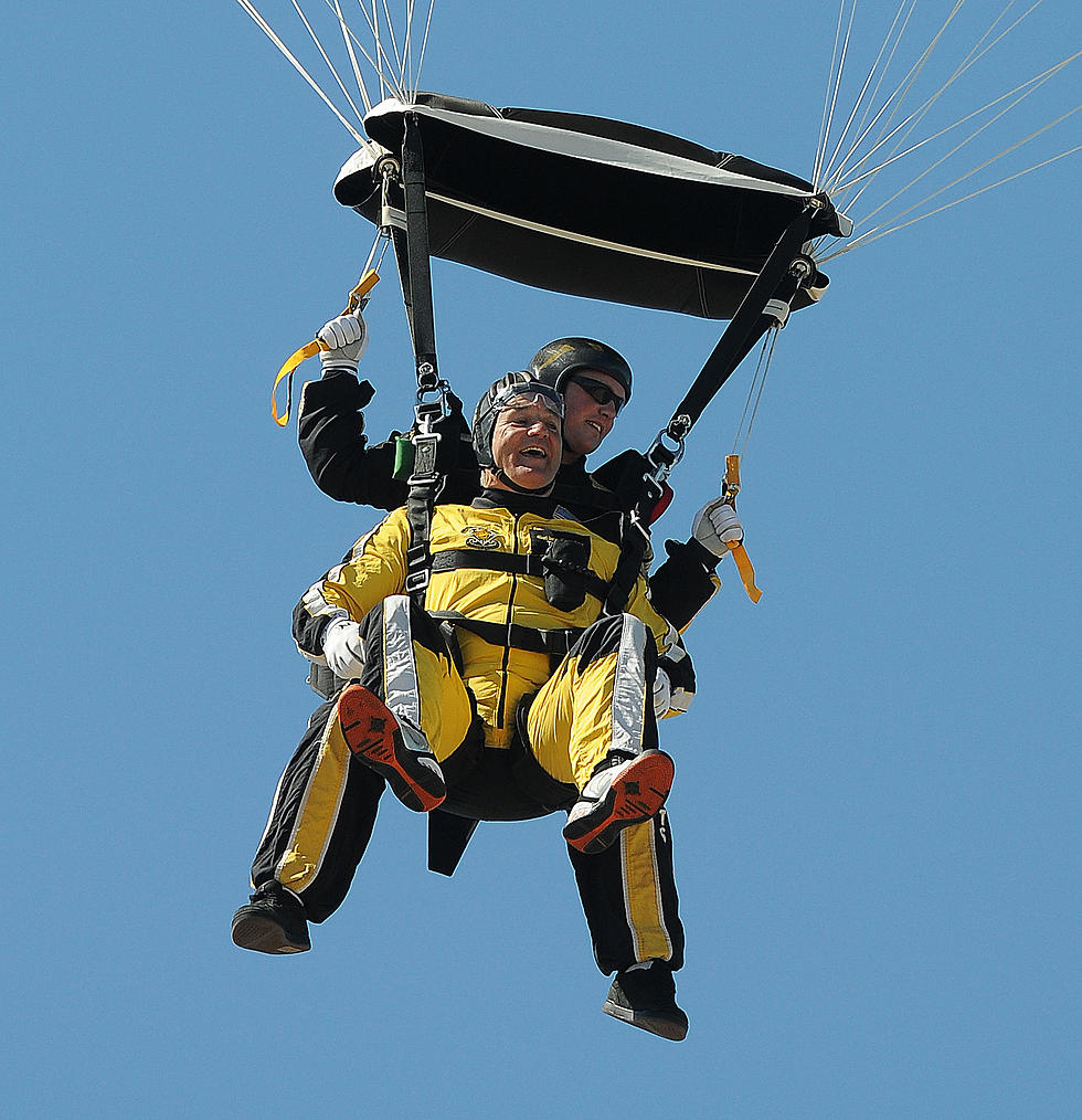 Coach Ryan to Do a Tandem Parachute Jump With Golden Knights