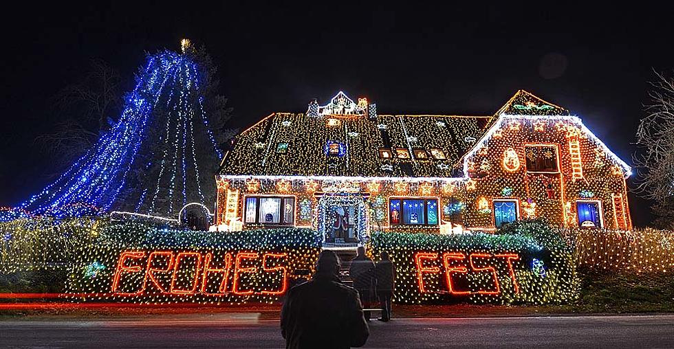 Top 5 House Christmas Lights Displays in U.S. – Buffalo Made the List!