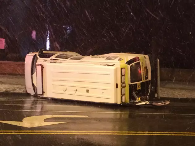 Ambulance and Jeep Collided in Buffalo [VIDEO]