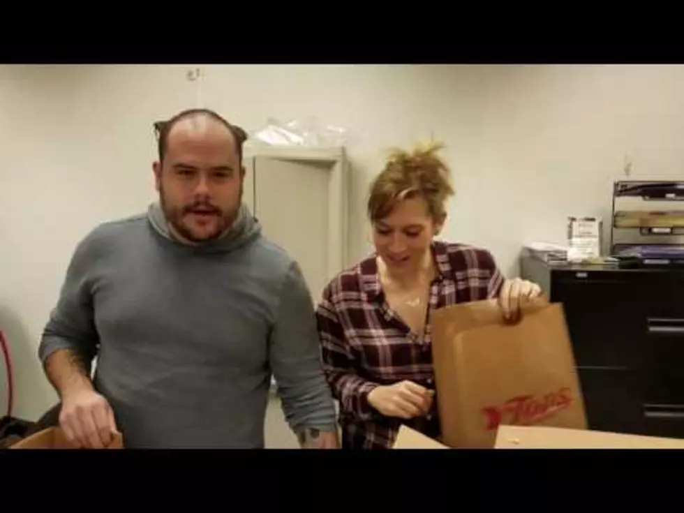 Laura Daniels and Eric Jordan Pack &#8216;Brown Bags of Hope&#8217; at Tops for Food 2 Families [VIDEO]