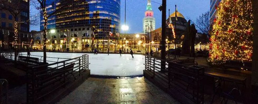 DETAILS: Downtown Christmas Tree Lighting + Party