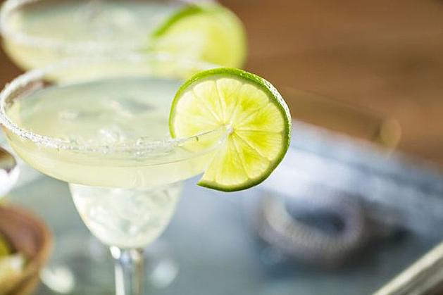 $1 Margarita&#8217;s Are Coming Back to Applebee&#8217;s!! Here Are The Dates!