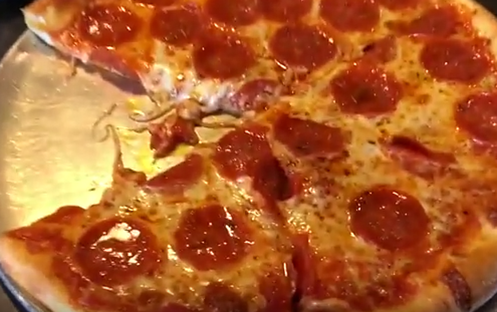Buffalo&#8217;s Best Pizza Places: Buzzy&#8217;s Pizza