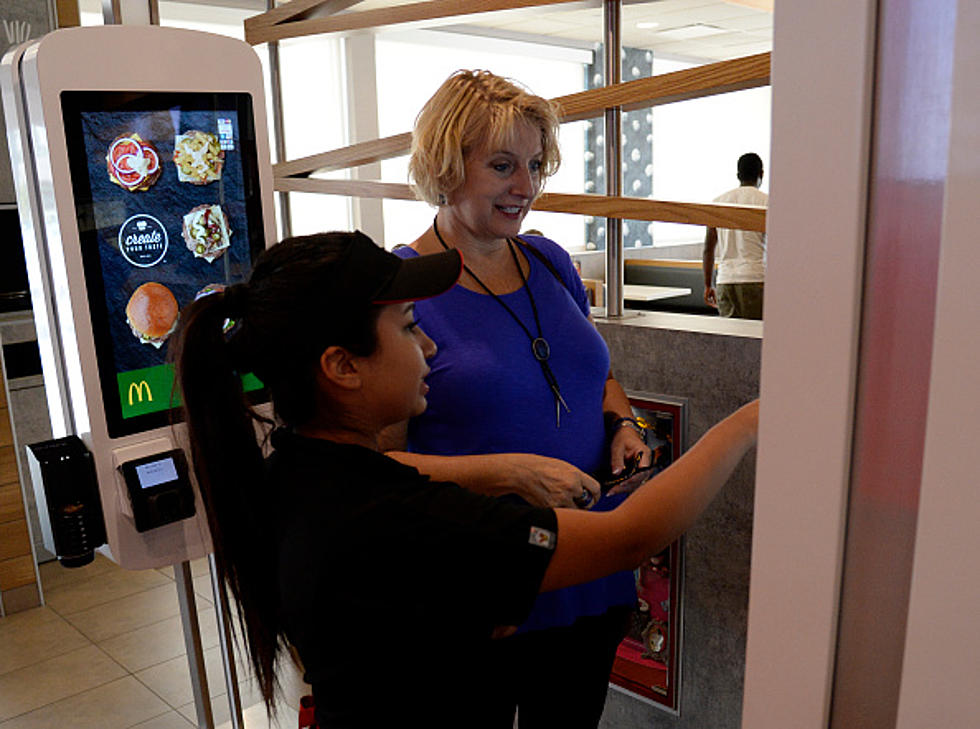 How To Use The *New* Interactive Screens At McDonald&#8217;s[Video]