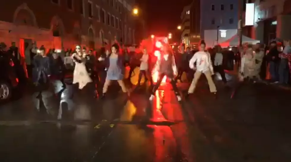 Michael Jackson Flash Mob On Elmwood Ave in Buffalo Last Night