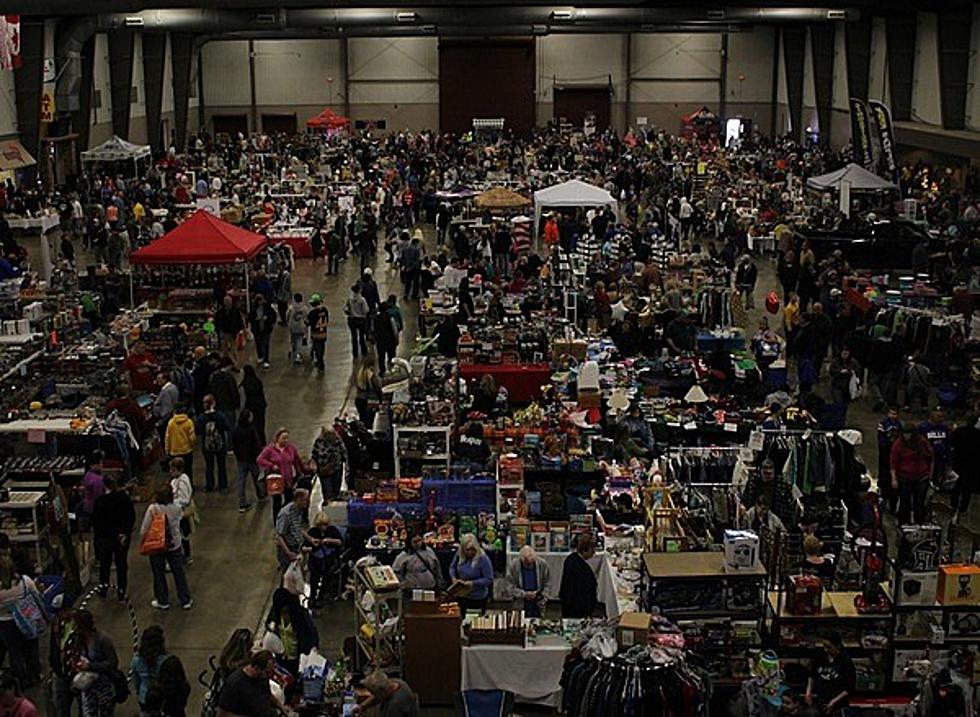 5 Amazing Things To Buy At World&#8217;s Largest Yard Sale
