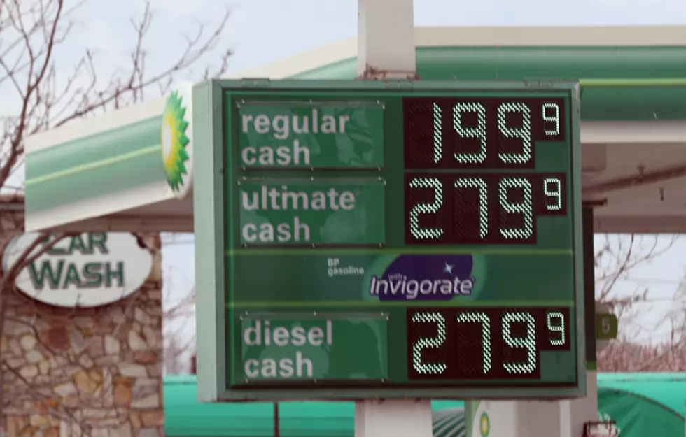 Gas Prices Continue To DROP And WNY Is Lagging