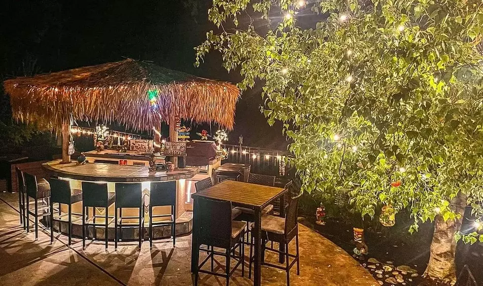 Tiki Bar Highlights Amazing Mansion For Sale In New York