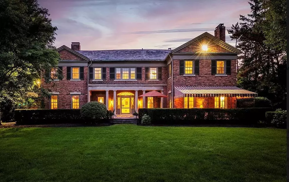 $2.5 Million Dollar Mansion In Buffalo Has Everything You Need [PHOTOS]