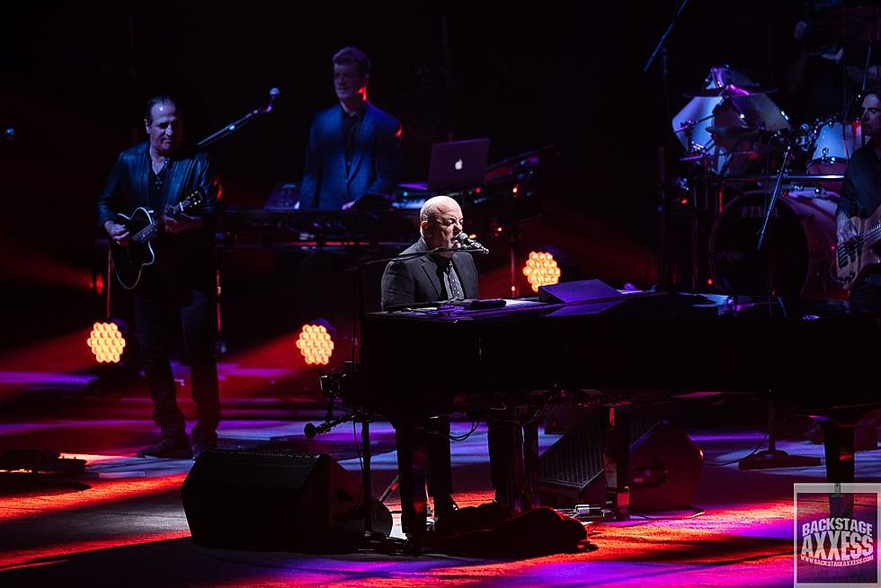 Legendary Billy Joel First Show At New Concert Venue In Ontario [PHOTOS]