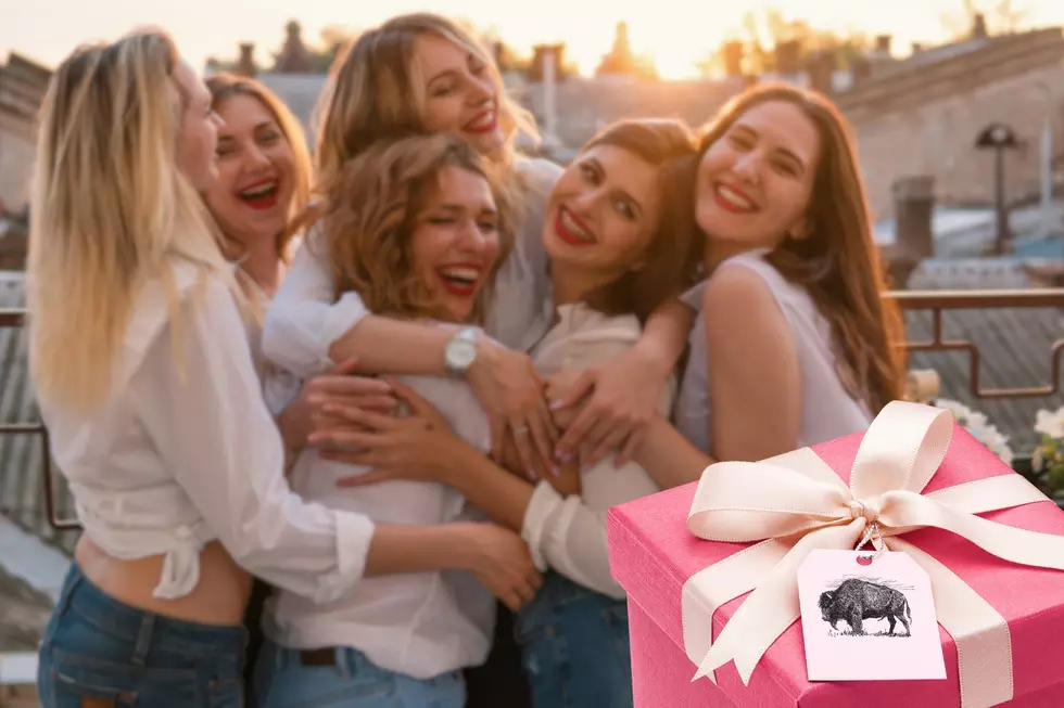 The Best Gifts For Buffalo Bridesmaids