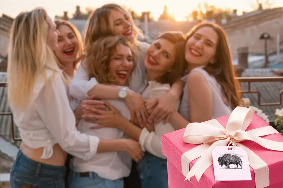 The Best Gifts For Bridesmaids In Buffalo, New York