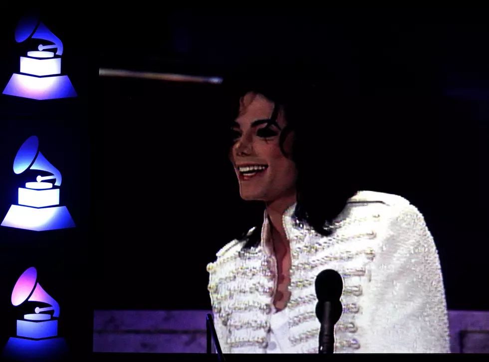 Michael Jackson&#8217;s &#8220;Thriller&#8221; Jacket On The Auction Block