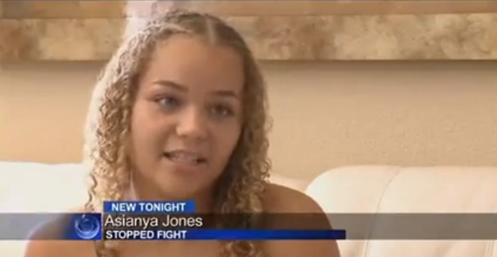 Teenage Girl Stops High School Brawl, Instead of Being A By-Stander With a Camera Phone Recording It, Her Action’s Deemed Heroic by Law Enforcement [VIDEO]