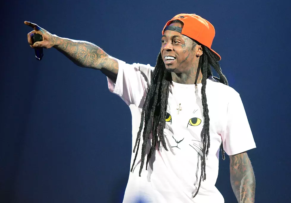 Beer BottleThrown at Lil Wayne During Concert in Dublin, Ireland [VIDEO]