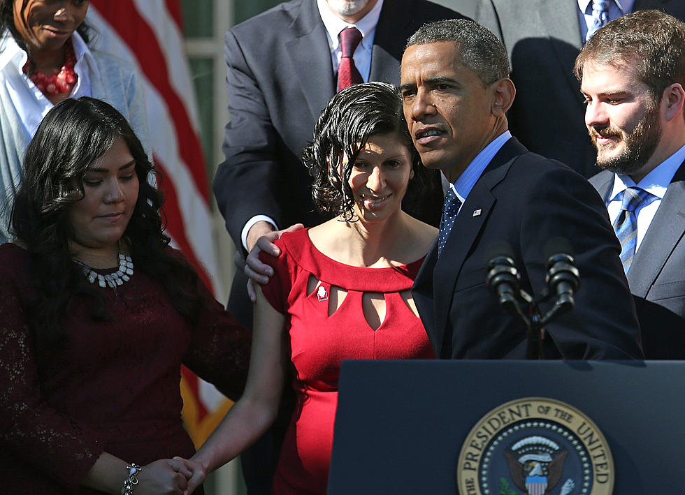President Obama Helps Fainting Pregnant Woman During White House Speech On Obamacare [VIDEO]
