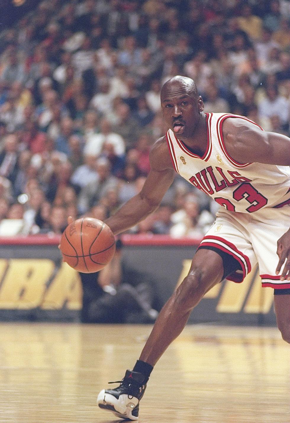 Find Out How You Can Bid On Michael Jordan’s Home OF 19 Years In Chicago [VIDEO]