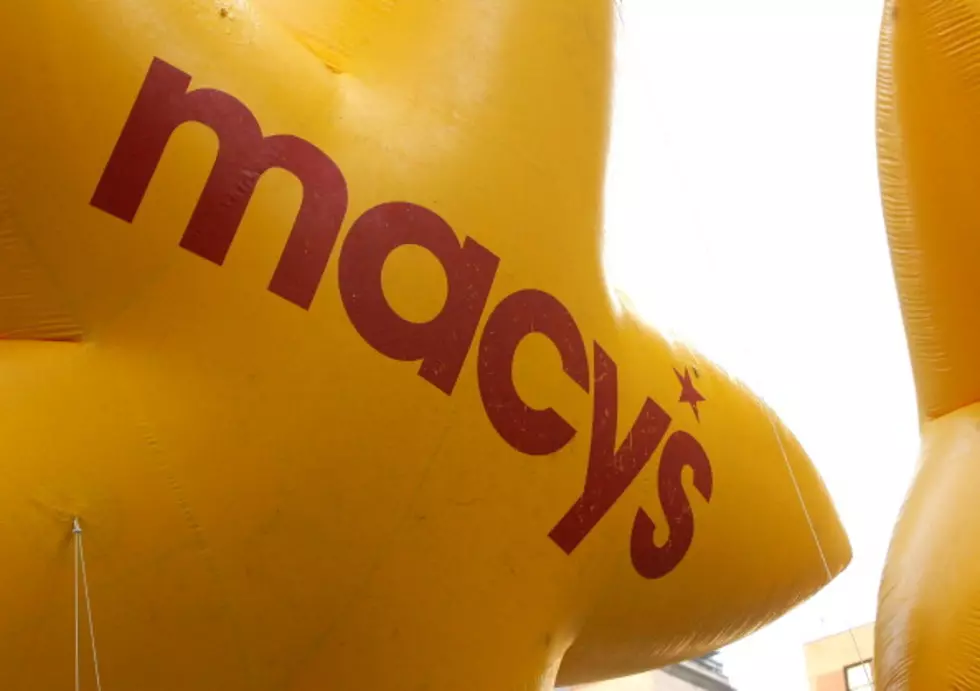 Former New York Cop Files Discrimination Lawsuit Against Macy&#8217;s &#8212; Tha Wire  [VIDEO]