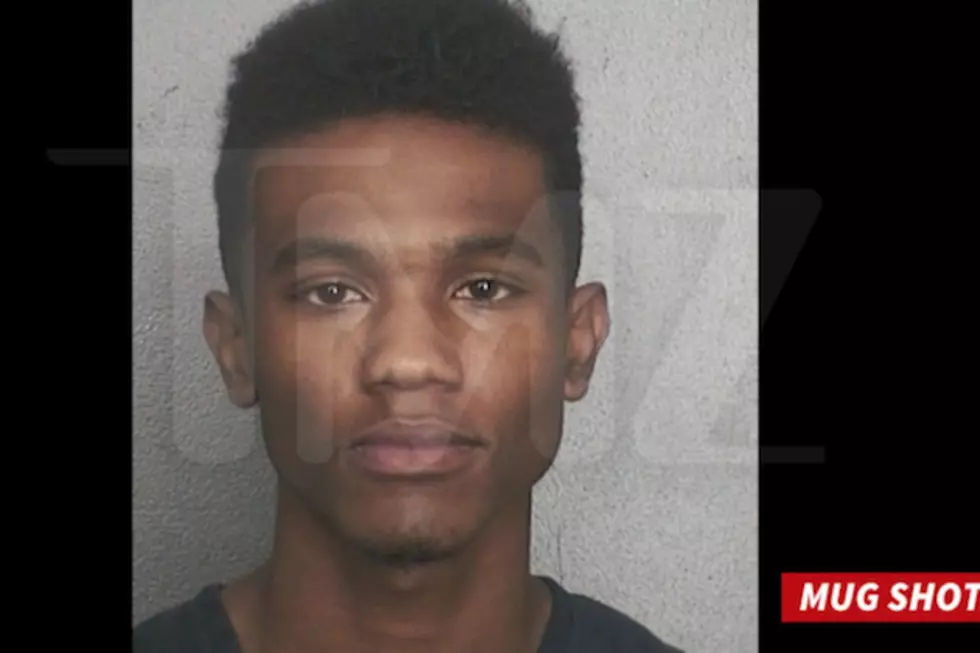 Singer B. Smyth Arrested in Florida for Trespassing, and Threatening to Have Sex With Cops Wife