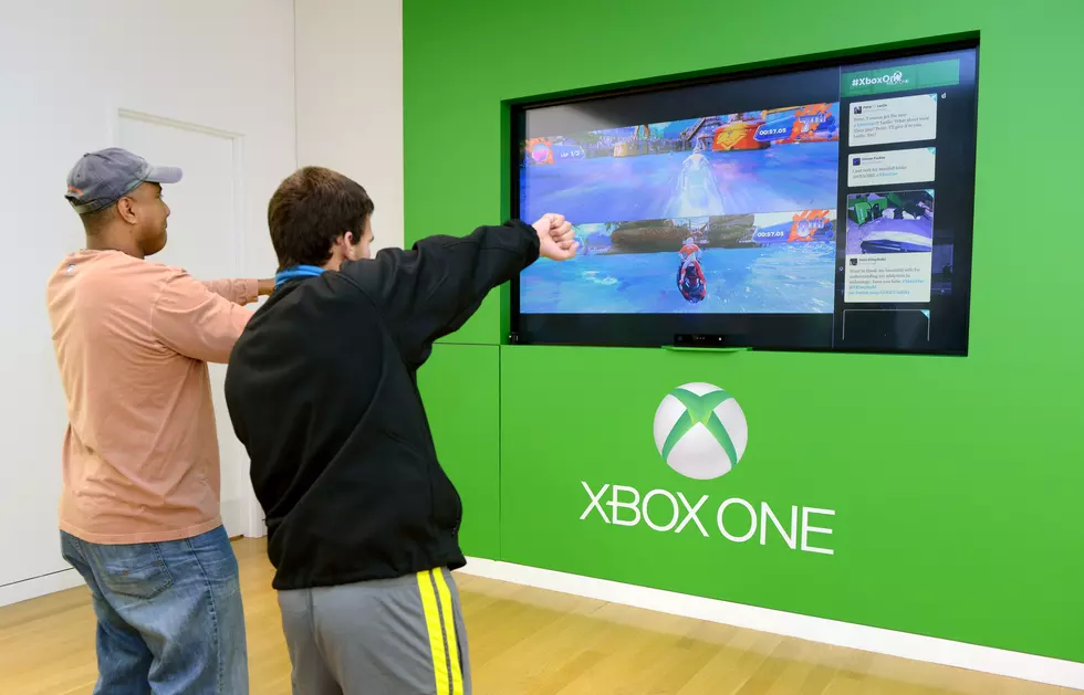 Serious Gamer Dude Saves X-Box But Forgets About The House [VIDEO]