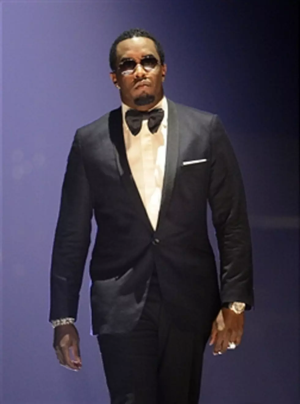 Diddy Puts Up A $200 Million Bid To Acquire Fuse TV  [VIDEO]