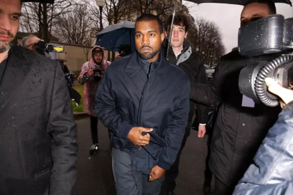 Kanye West Listens As Aspiring Rapper Performs For Him On The Street  [VIDEO]