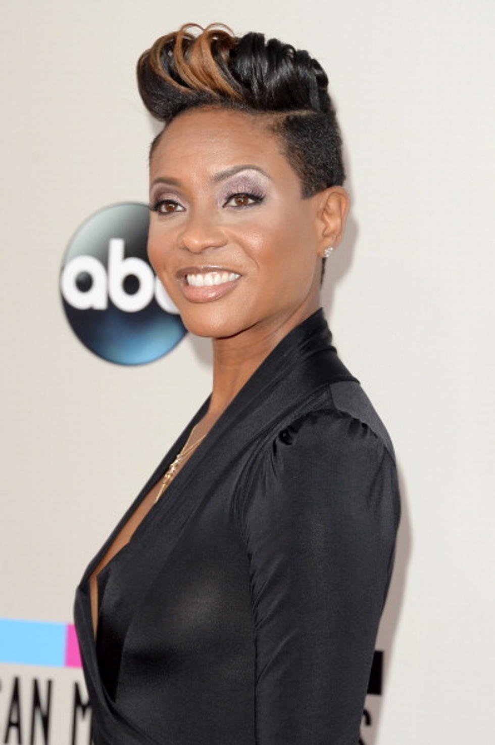 MC Lyte Is Back With New Single &#8221; Dear John&#8221; &#8211; Tha Wire