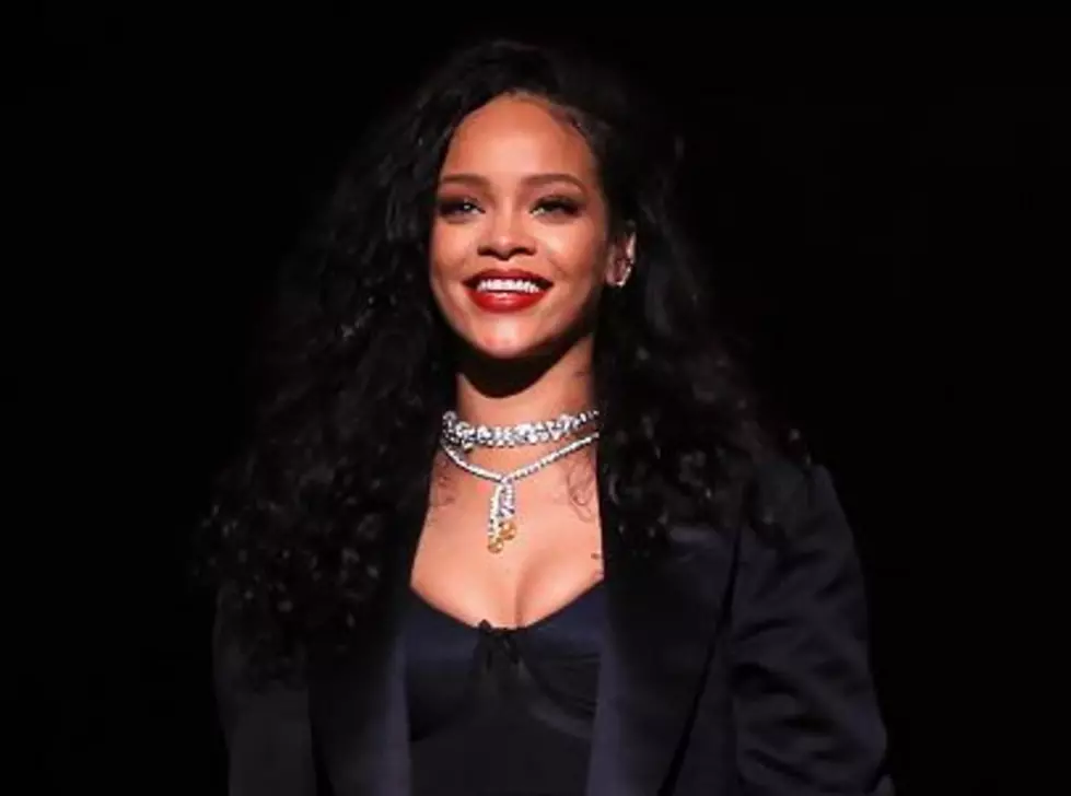 Rihanna Pranks Jimmy Kimmel On April Fools -Tha Wire [VIDEO]