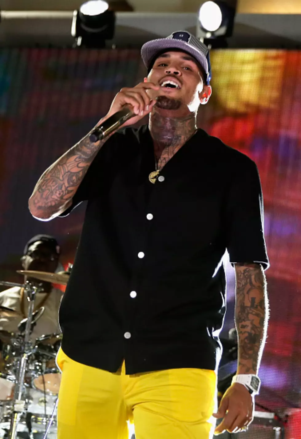 Chris Brown Gears-Up For Summer Tour With Fetty Wap And More – Tha Wire [VIDEO]