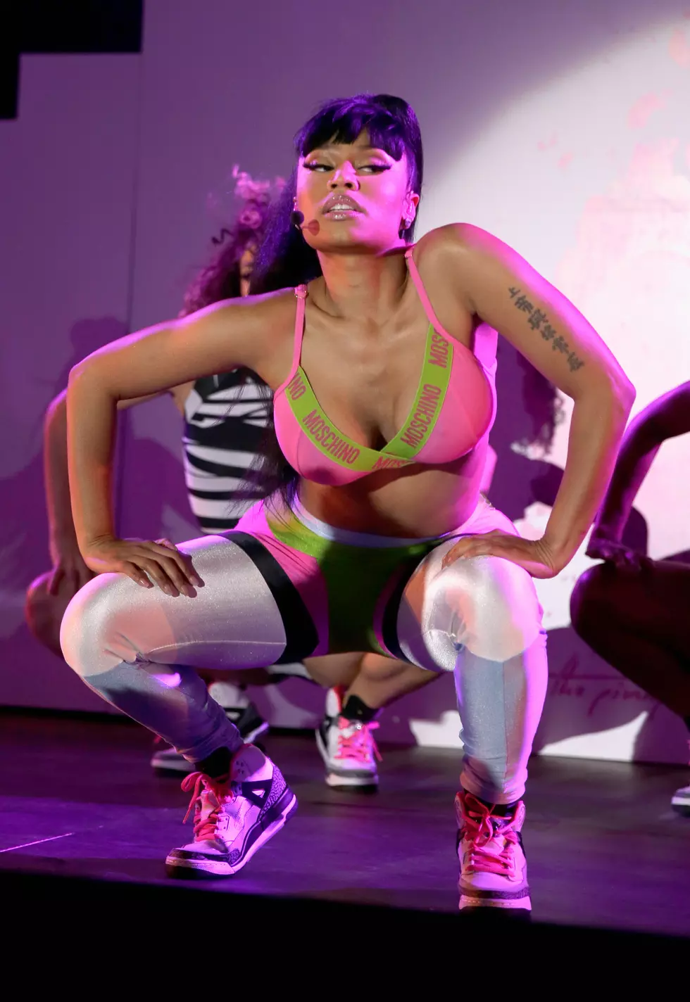 Ever Wondered If Nicki Minaj’s Style Was Original Or Not? [NSFW , VIDEO]