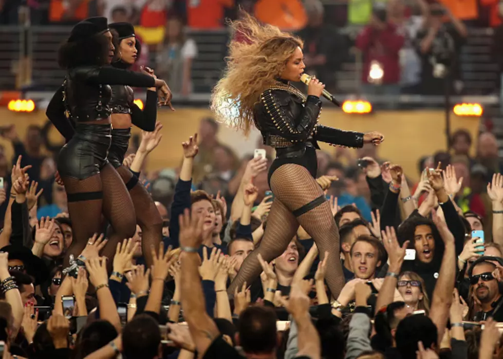 Beyonce And Rihanna On Tour At The Same Time – Tha Wire [VIDEO]
