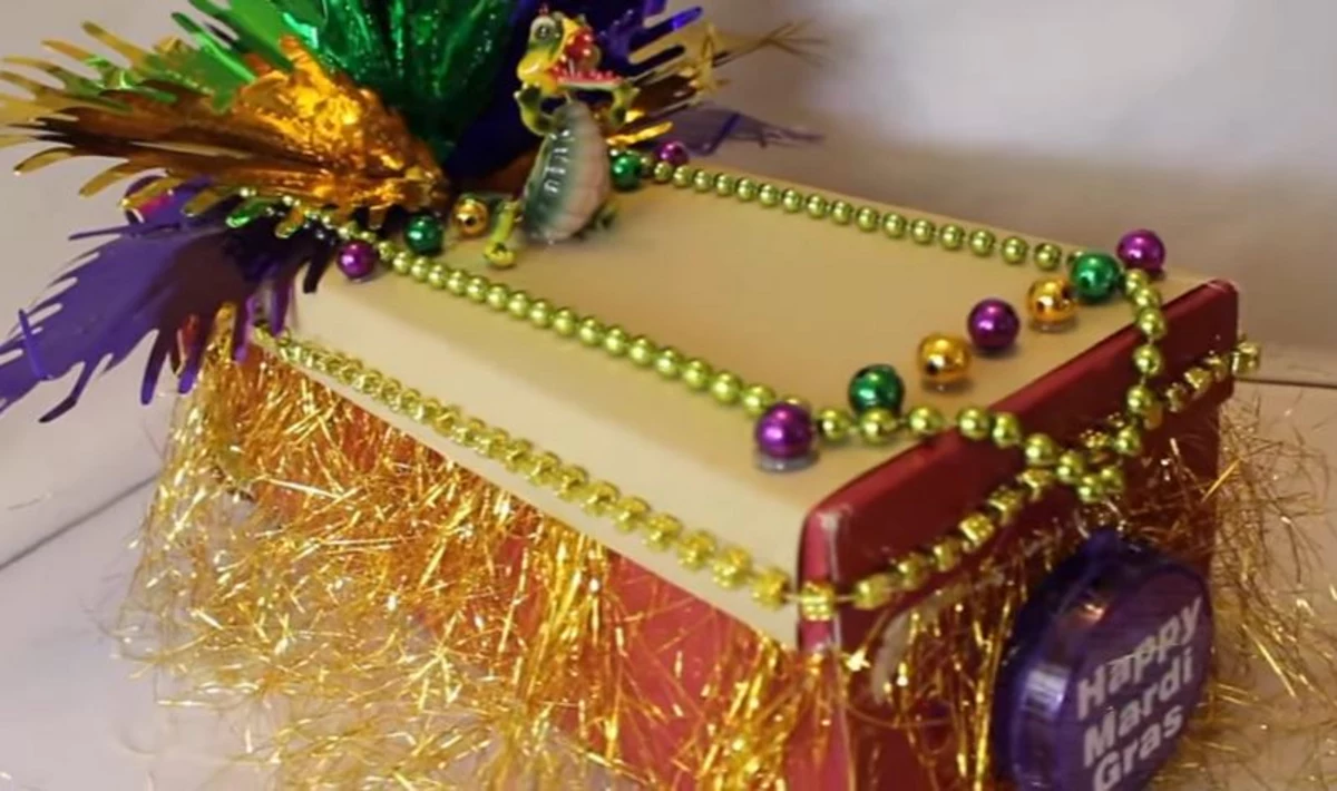 mardi gras float out of shoebox mardi gras float out of shoebox