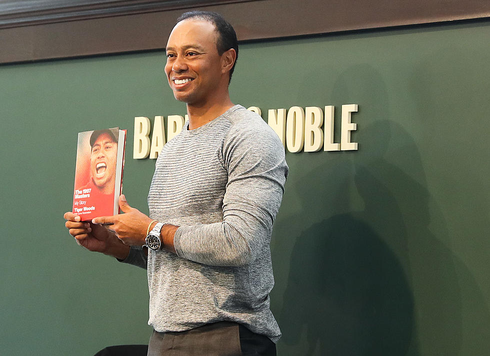 Tiger Woods Makes Fun of His Receding Hairline