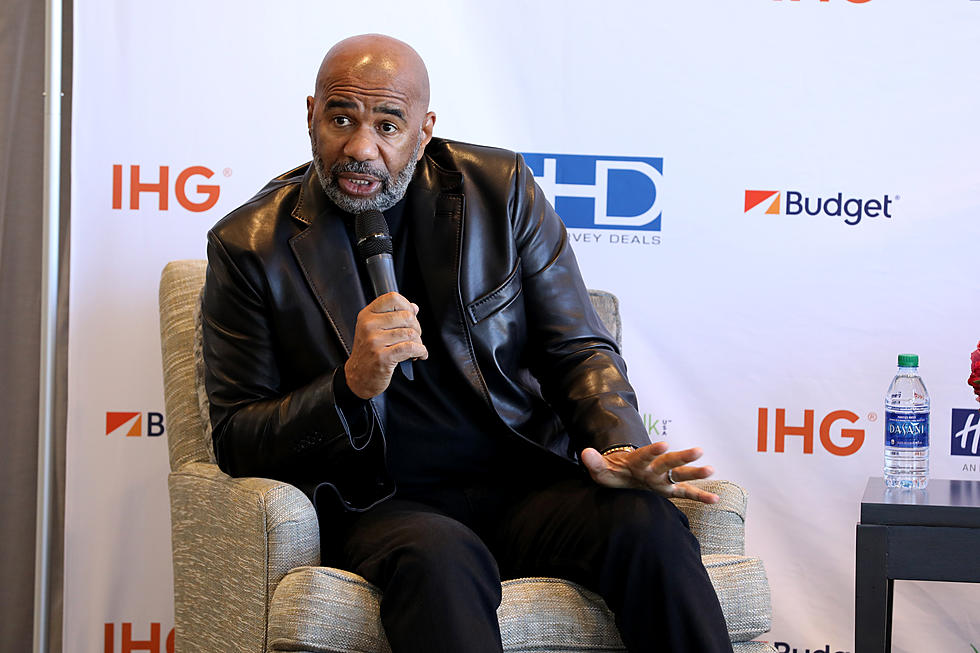 Steve Harvey Says Rich People Can&#8217;t Sleep 8 Hours A Day