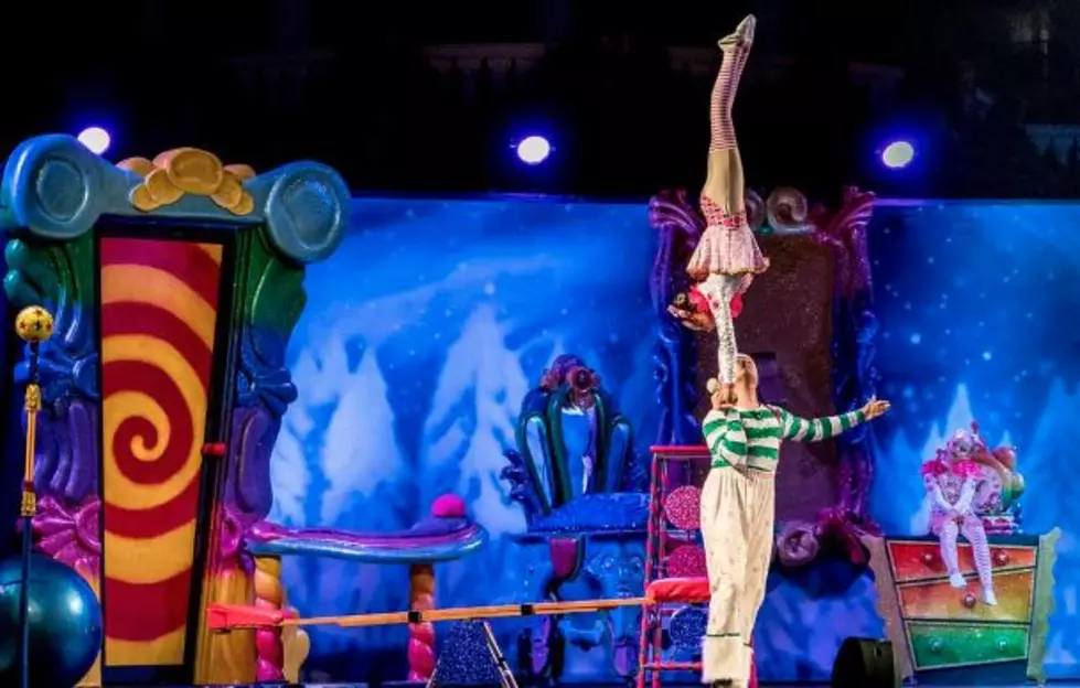 The Amazing &#8216;Cirque Joyeux Noel&#8217; Christmas Circus At Moody Gardens![VIDEO]