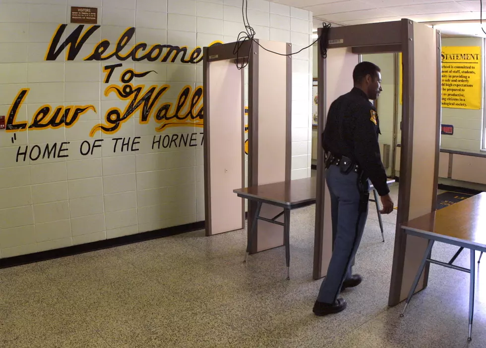 Louisiana Schools Start Safety Protocols With Weapon Detectors
