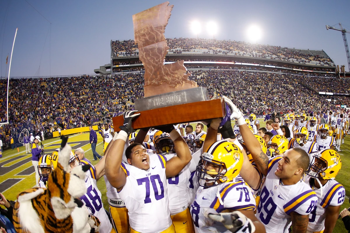 Arkansas And LSU Tonight In The Battle of The Boot