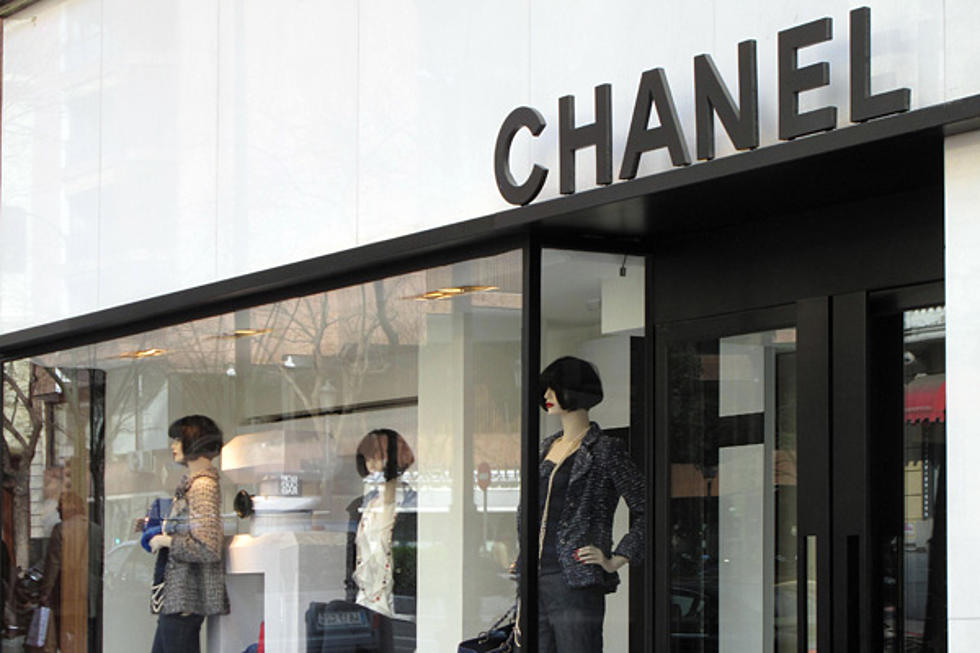 Woman Gets $10K Ring Stuck on Finger, Sues Chanel