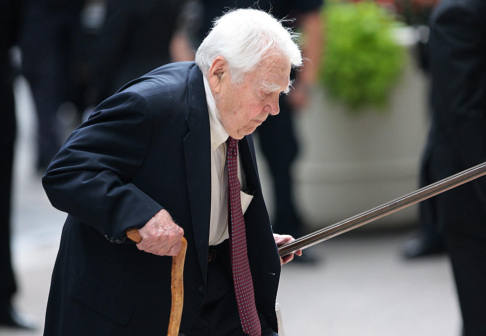 Andy Rooney To Sign Off ’60 Minutes’ After 33 Years