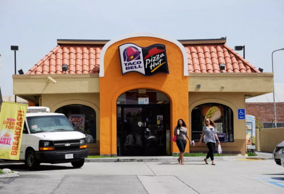 Taco Bell Delivers 10,000 Tacos To Settle Someone Else’s Hoax