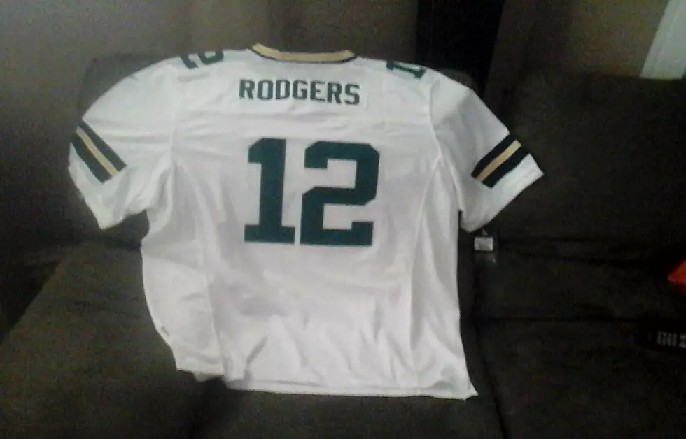 Showing Your Packer Pride With a New Jersey Does Not Have To Break the Bank