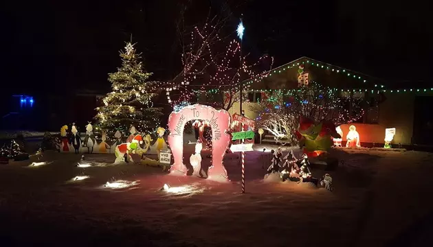 Vote For Your Favorite In The Twin Ports Christmas Lighting Challenge