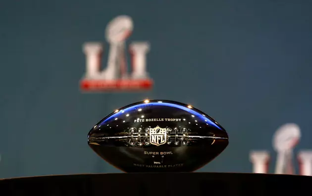 Chris Allen Predicts Who Will Win The Super Bowl In Minneapolis