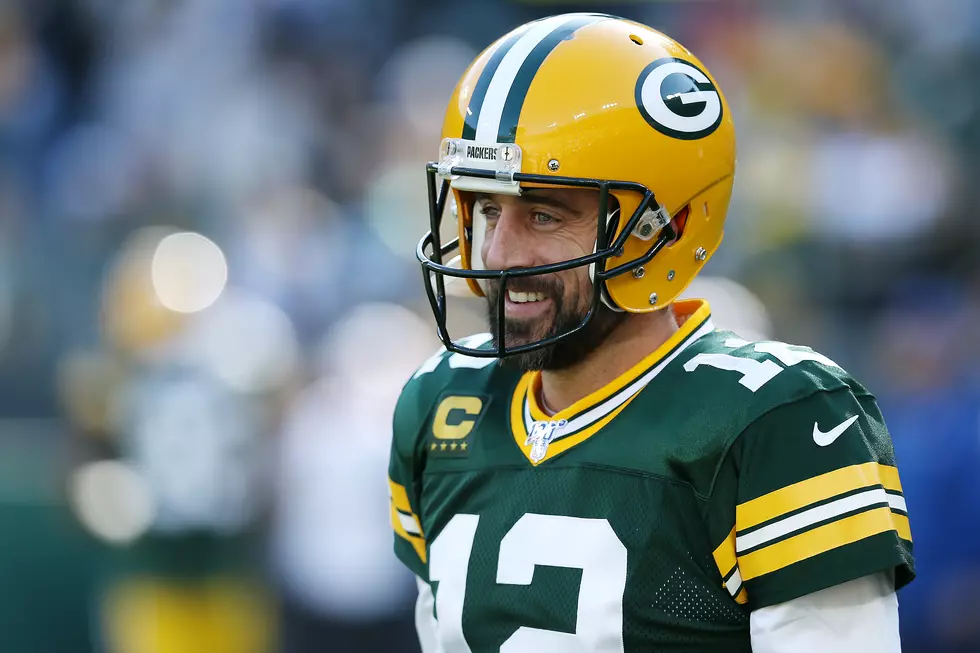 Watch Aaron Rodgers Answer Reporter In Spanish