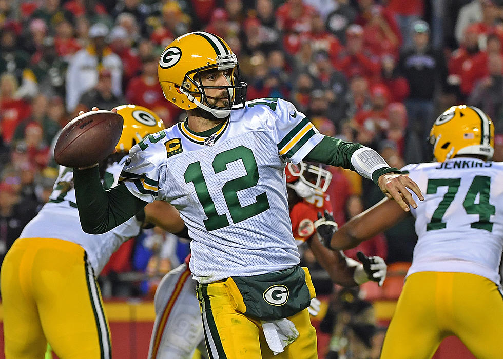 Watch This Phenomenal Throw From Aaron Rodgers