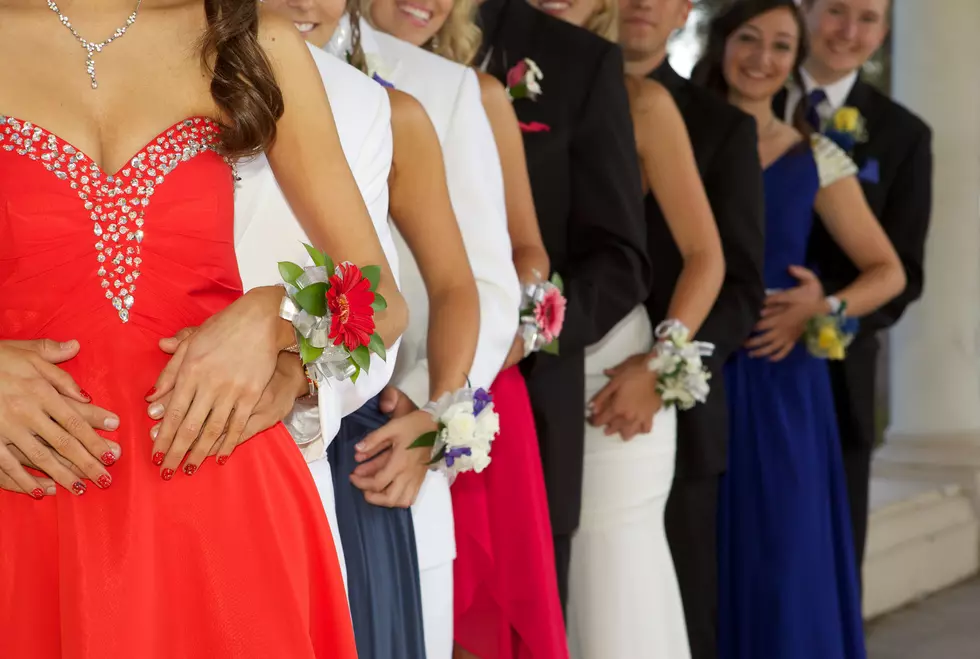 Program Offers Prom Dresses To Northland Kids Who Need Them