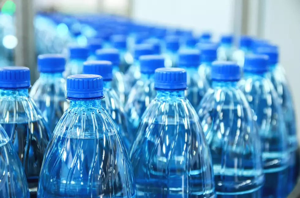 MN Lawmakers Look To Ban Plastic Water Bottle Sales